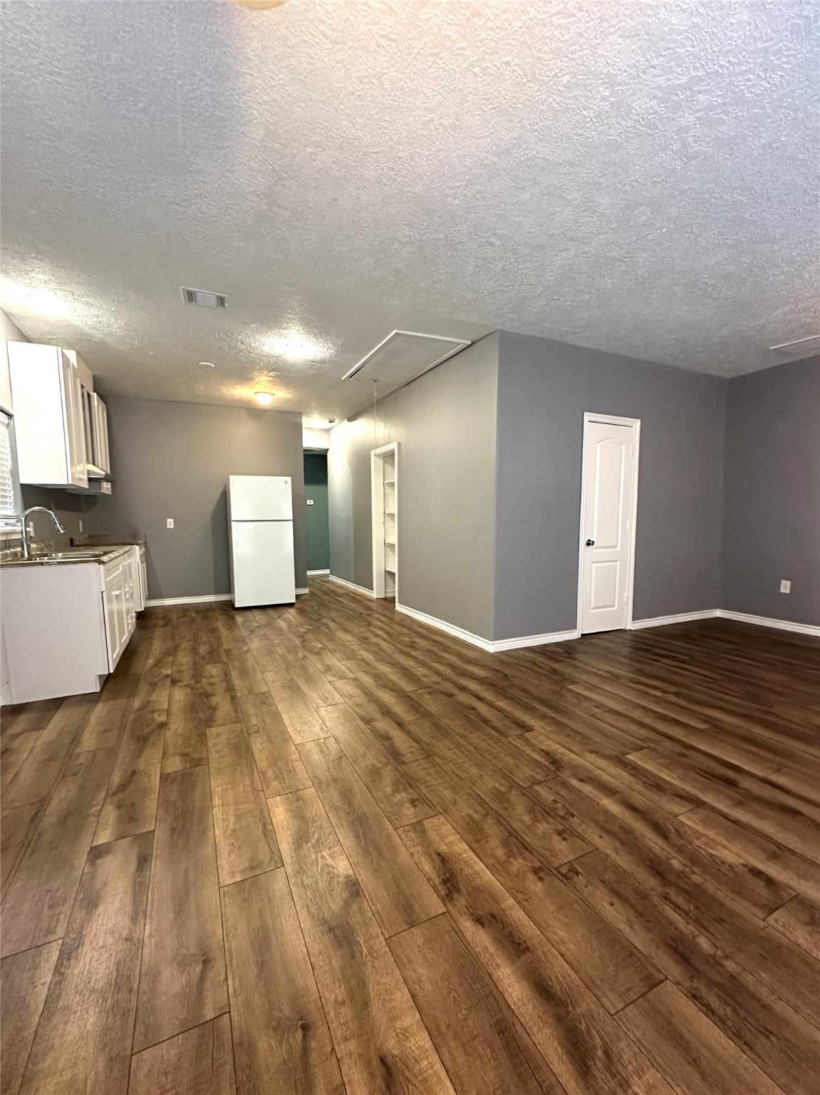Houston Condo: 8611 Findlay Street