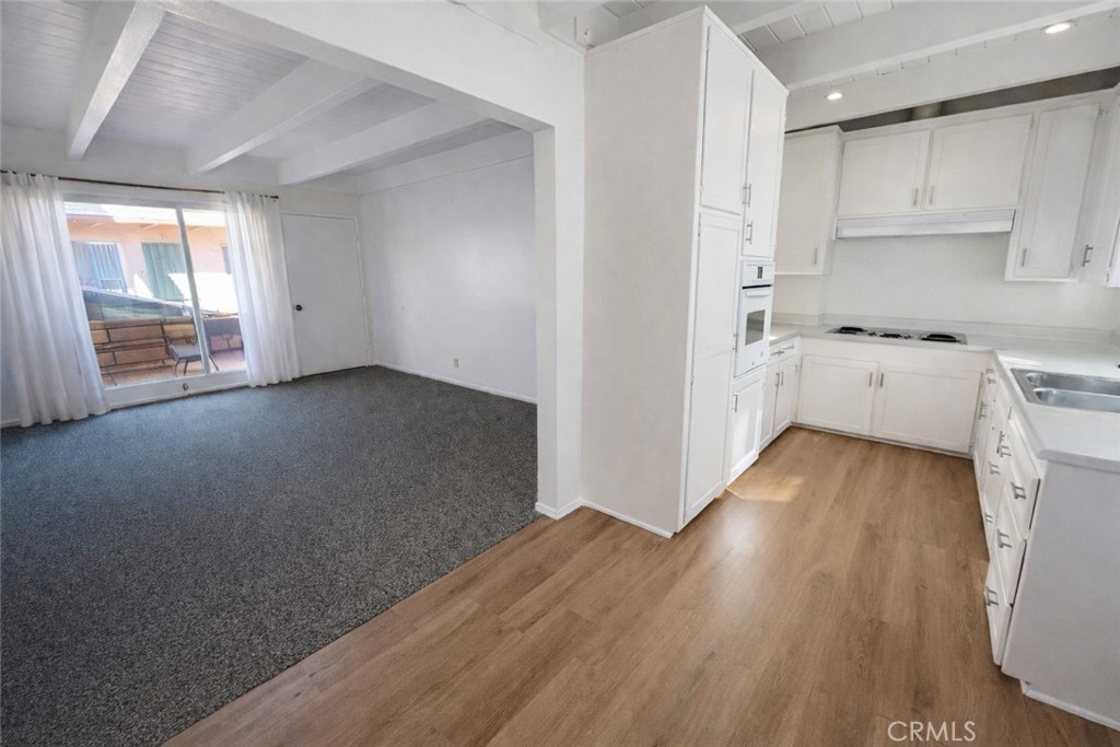 San Pedro Condo: 2102 South Pacific Avenue