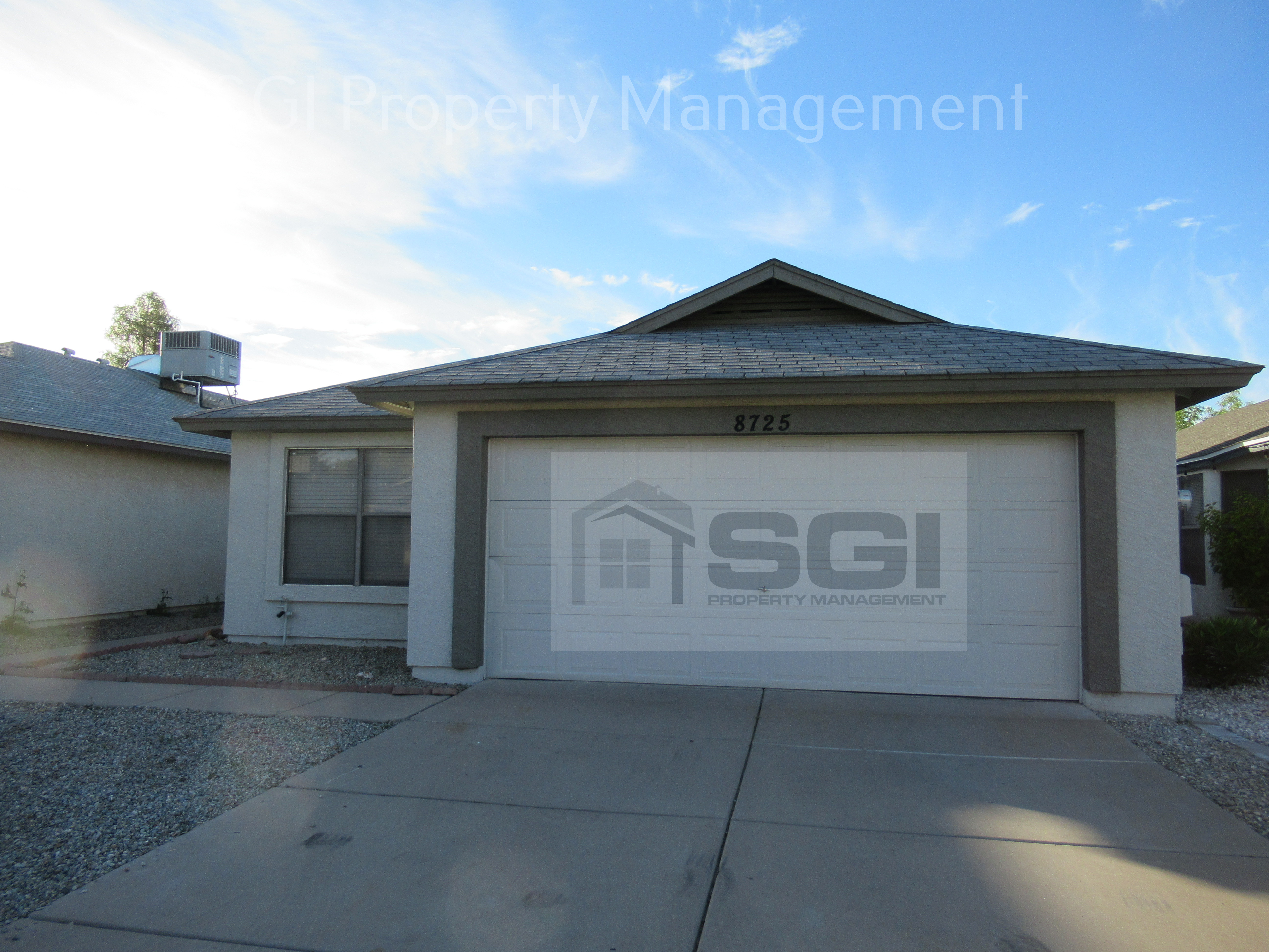 Peoria House: 8725 W Bluefield Ave