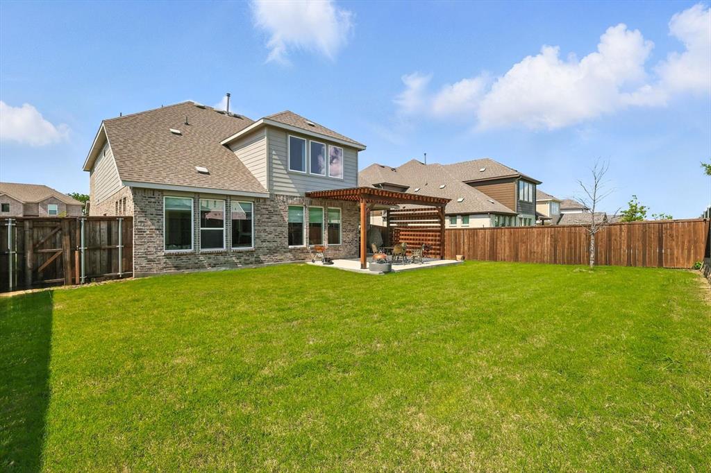 Anna Condo: 1104 Indianola Trail