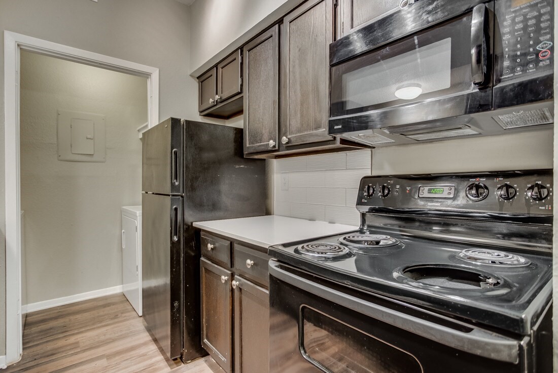 Dallas Condo: 1820 North Garrett Avenue