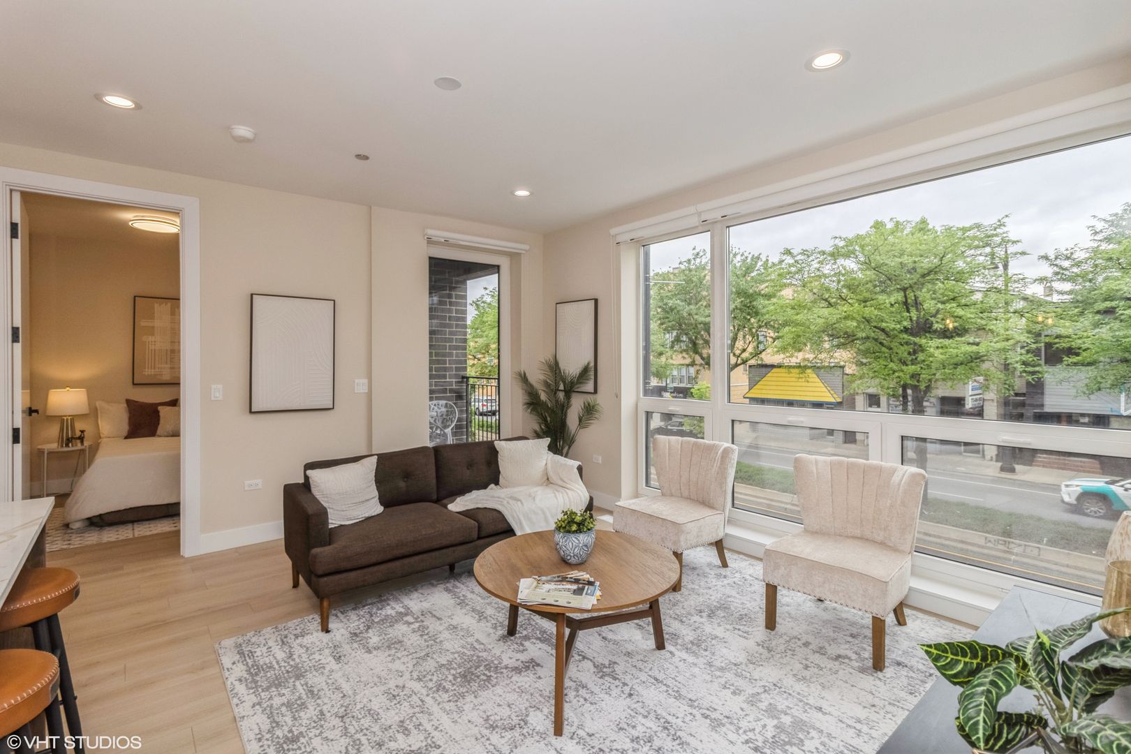 Chicago Condo: 3043 W. Irving Park Road