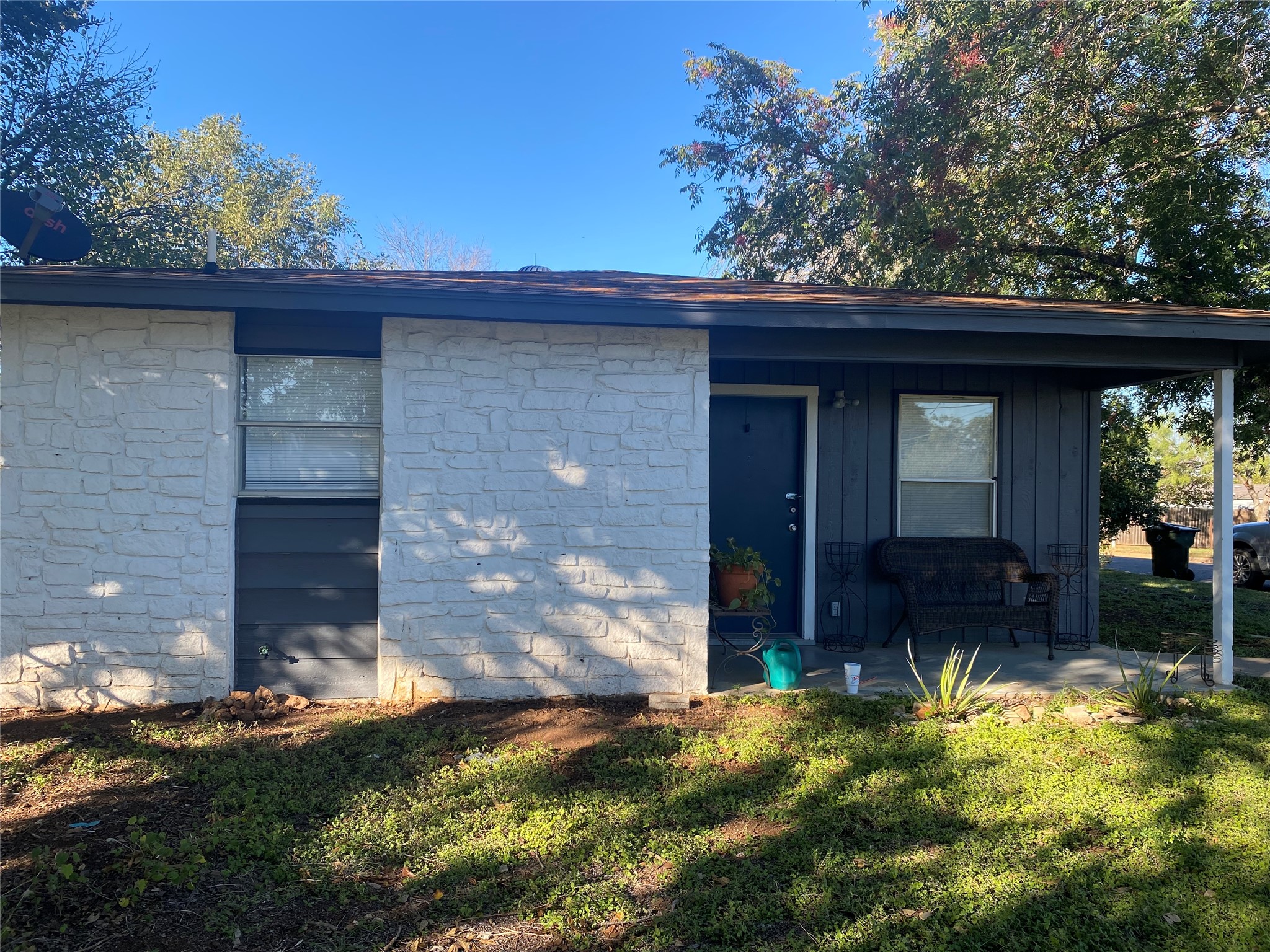 Llano Condo: 1001 West Haynie Street