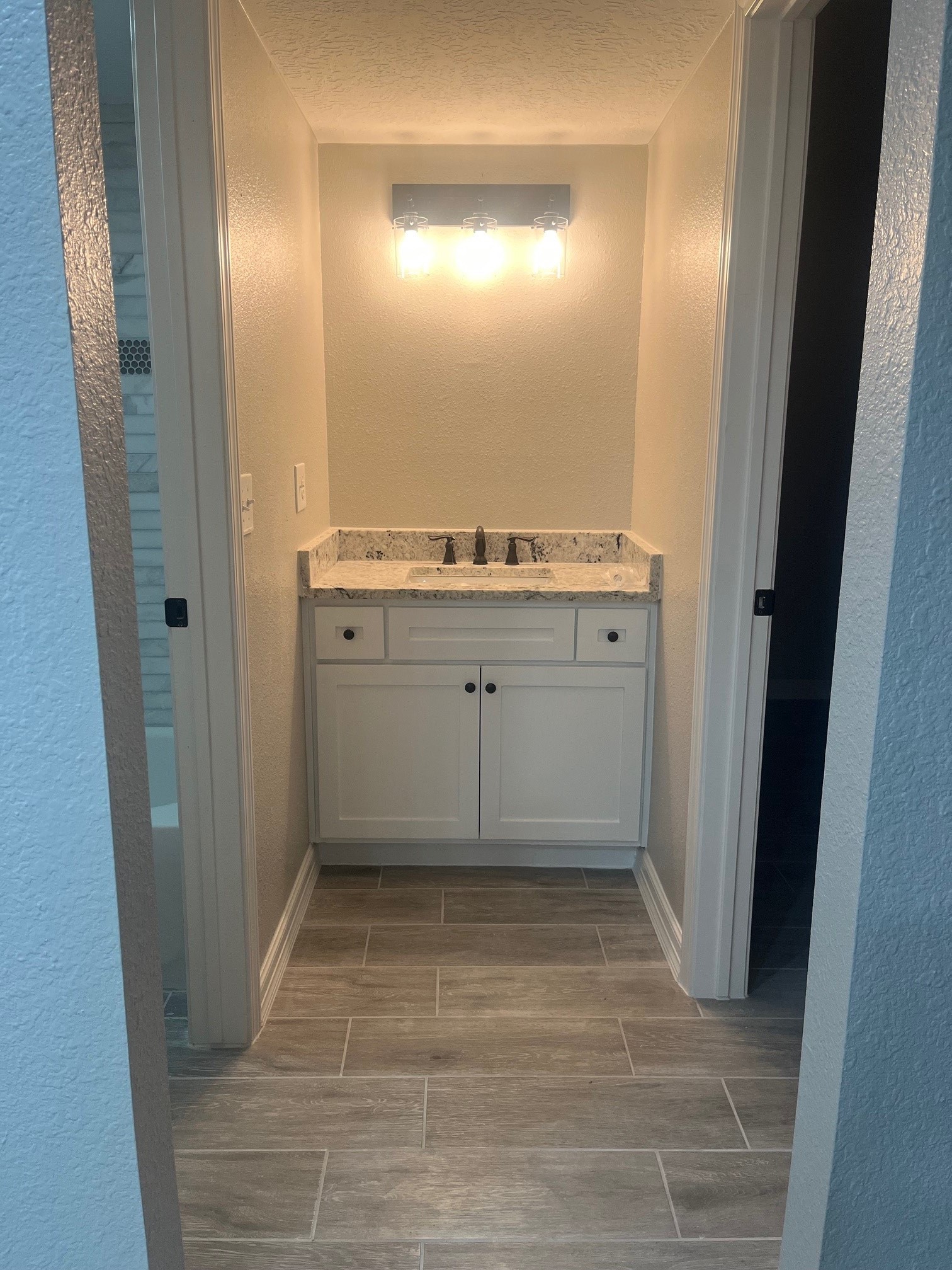 Houston Condo: 260 El Dorado Boulevard