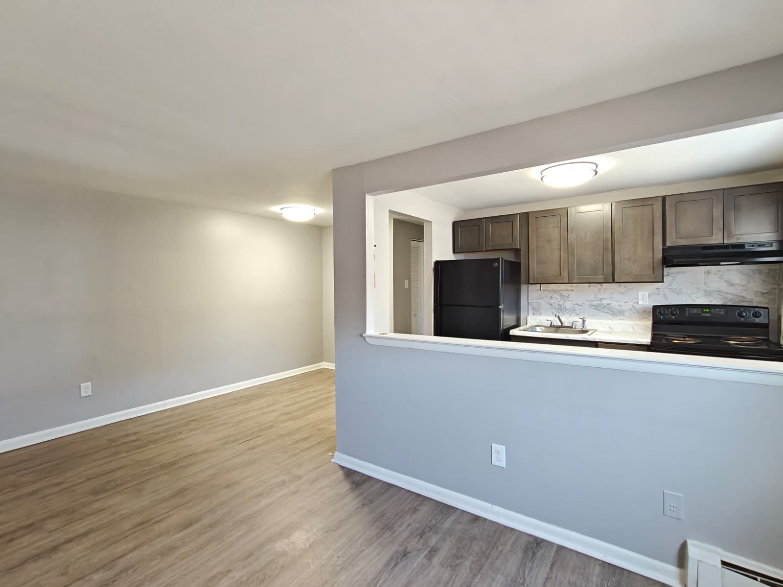 Darby Condo: 308 Main St