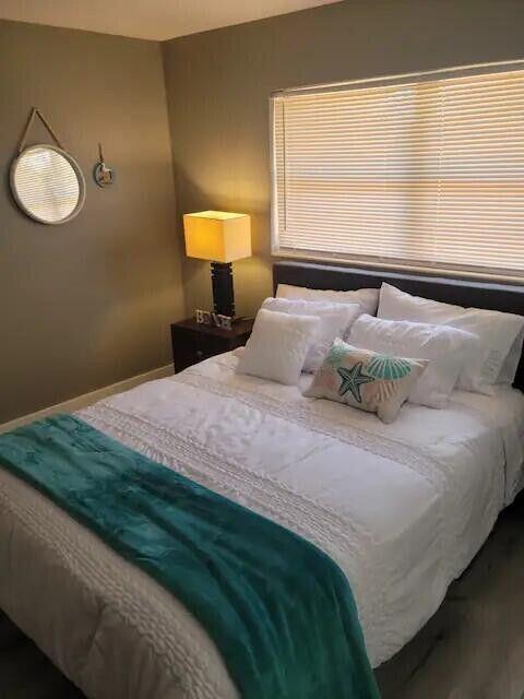 West Palm Beach Condo: 515 49th Street