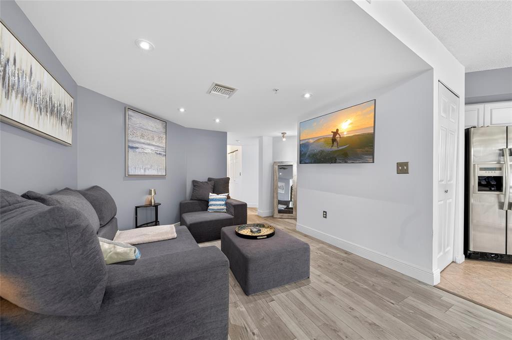 Fort Lauderdale Condo: 520 Southeast 5th Avenue