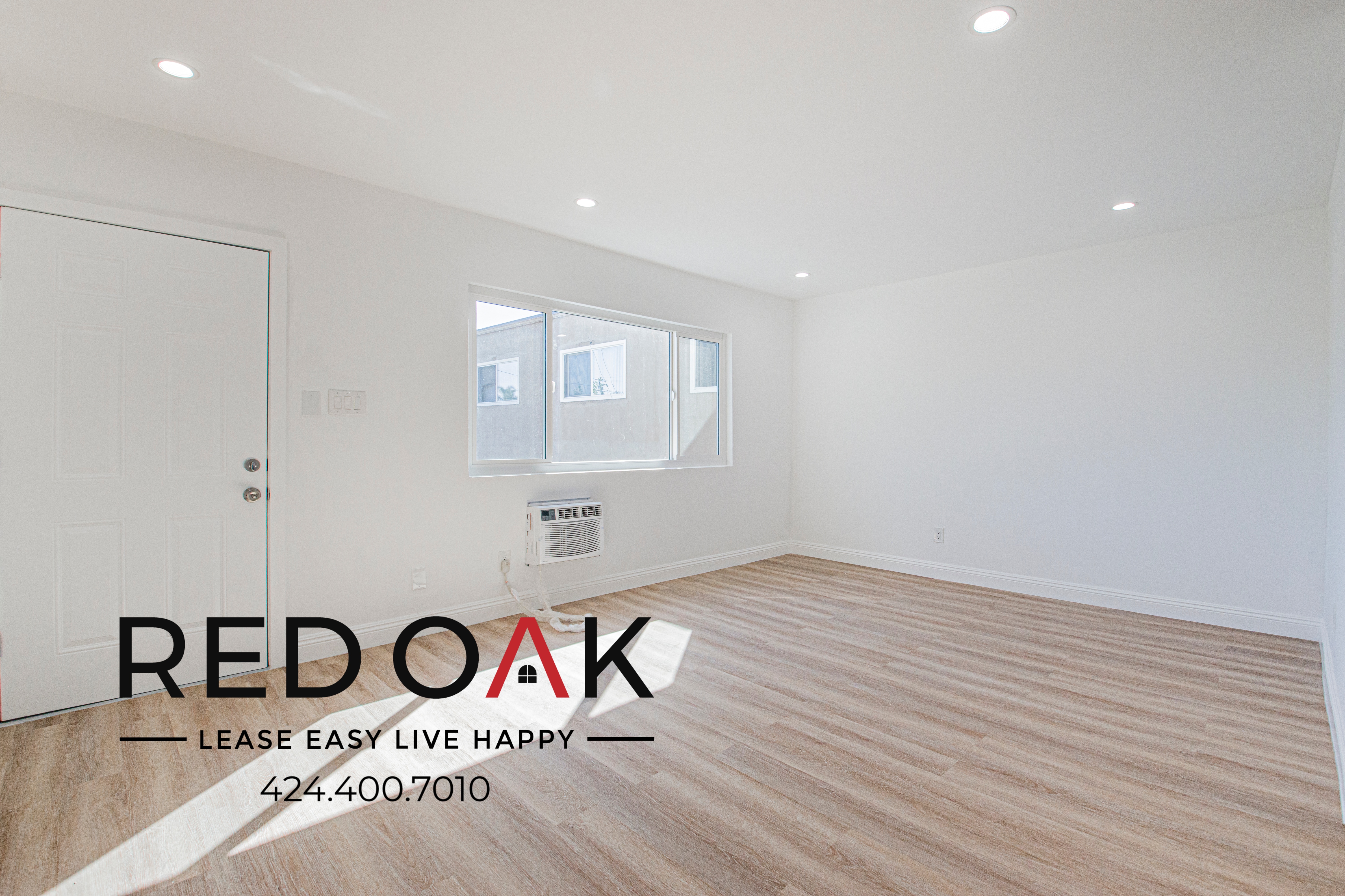 Lynwood Condo: 10301 Long Beach Blvd