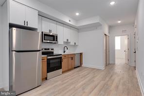 Philadelphia Townhome: 2061 N 8th St