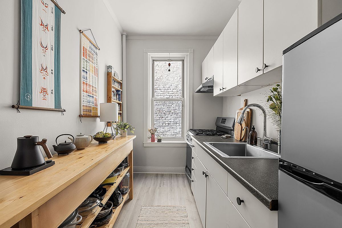 Brooklyn Condo: 19 Fiske Pl