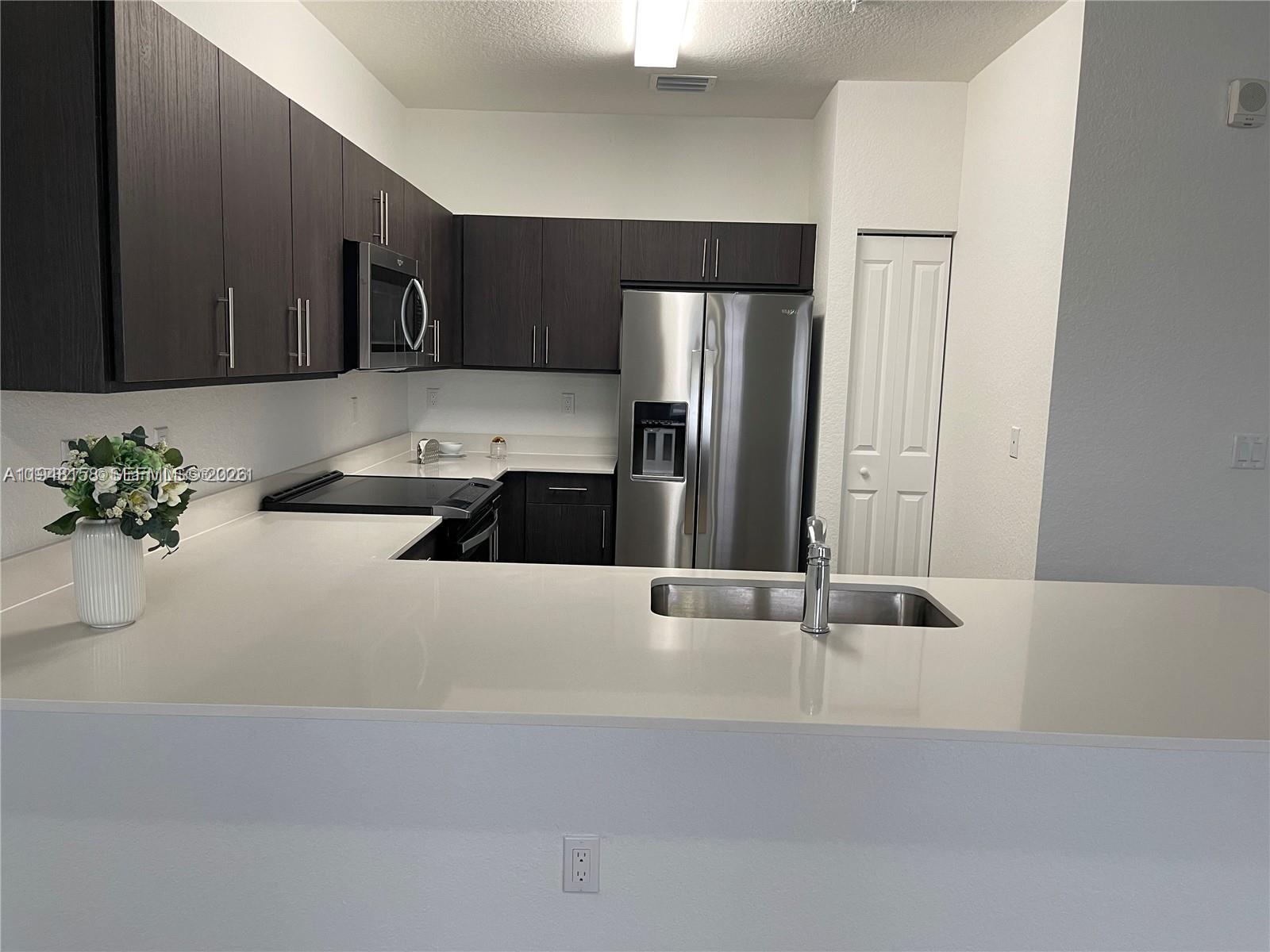 Miami Condo: 15520 Southwest 136th Street