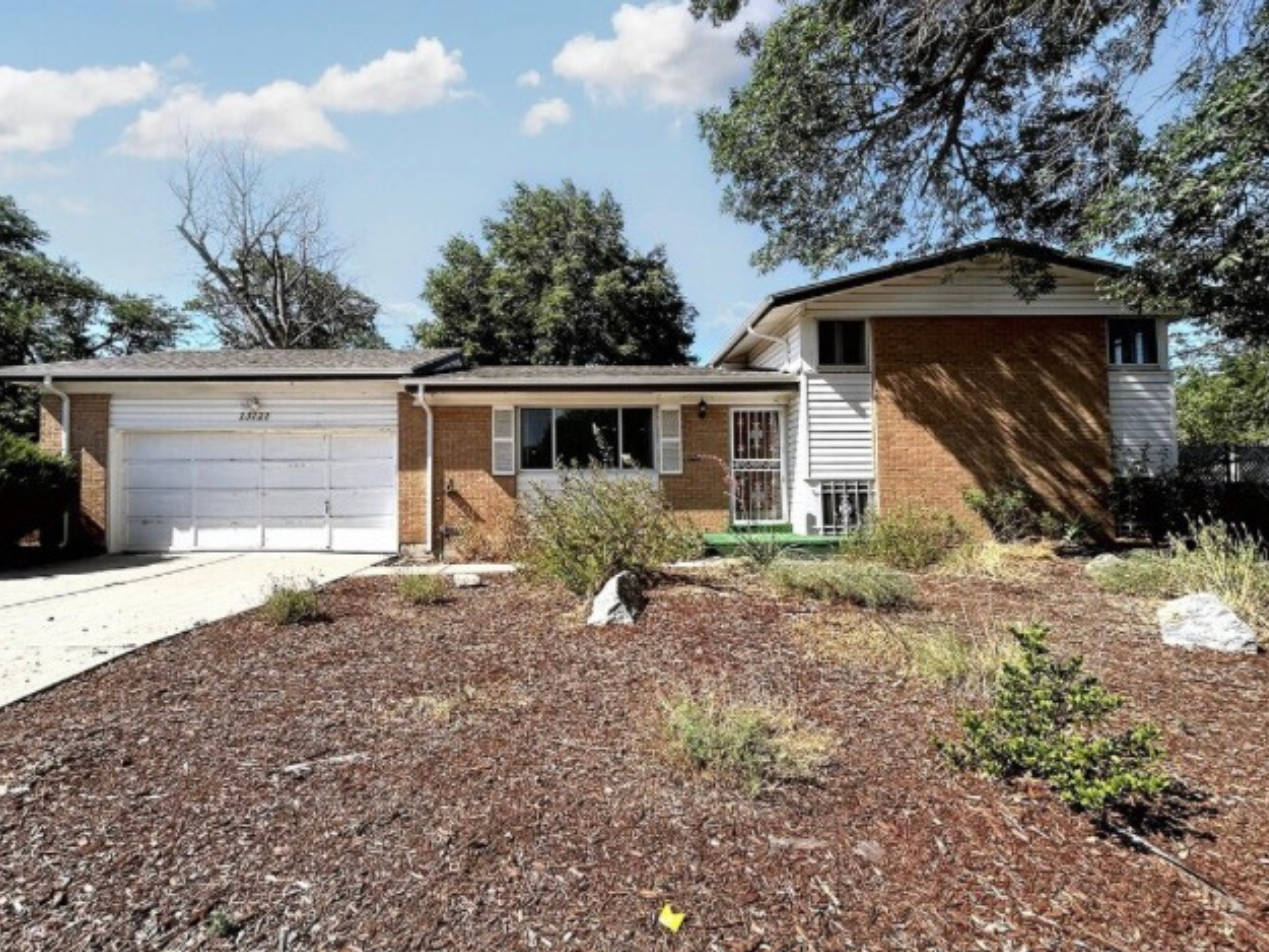 Aurora House: 13121 E 31st Avenue