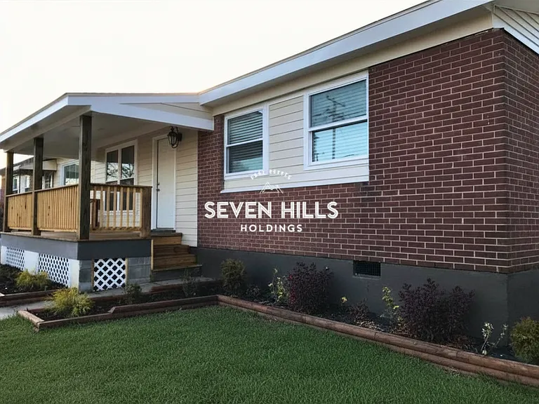 Richmond House: 1022 N Harrison St