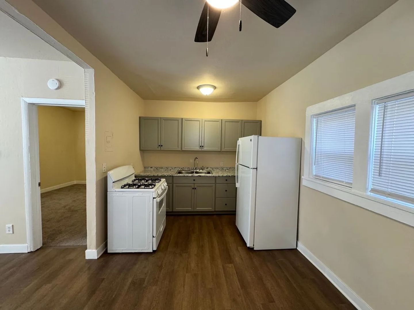 Colorado Springs Condo: 910 Sahwatch St