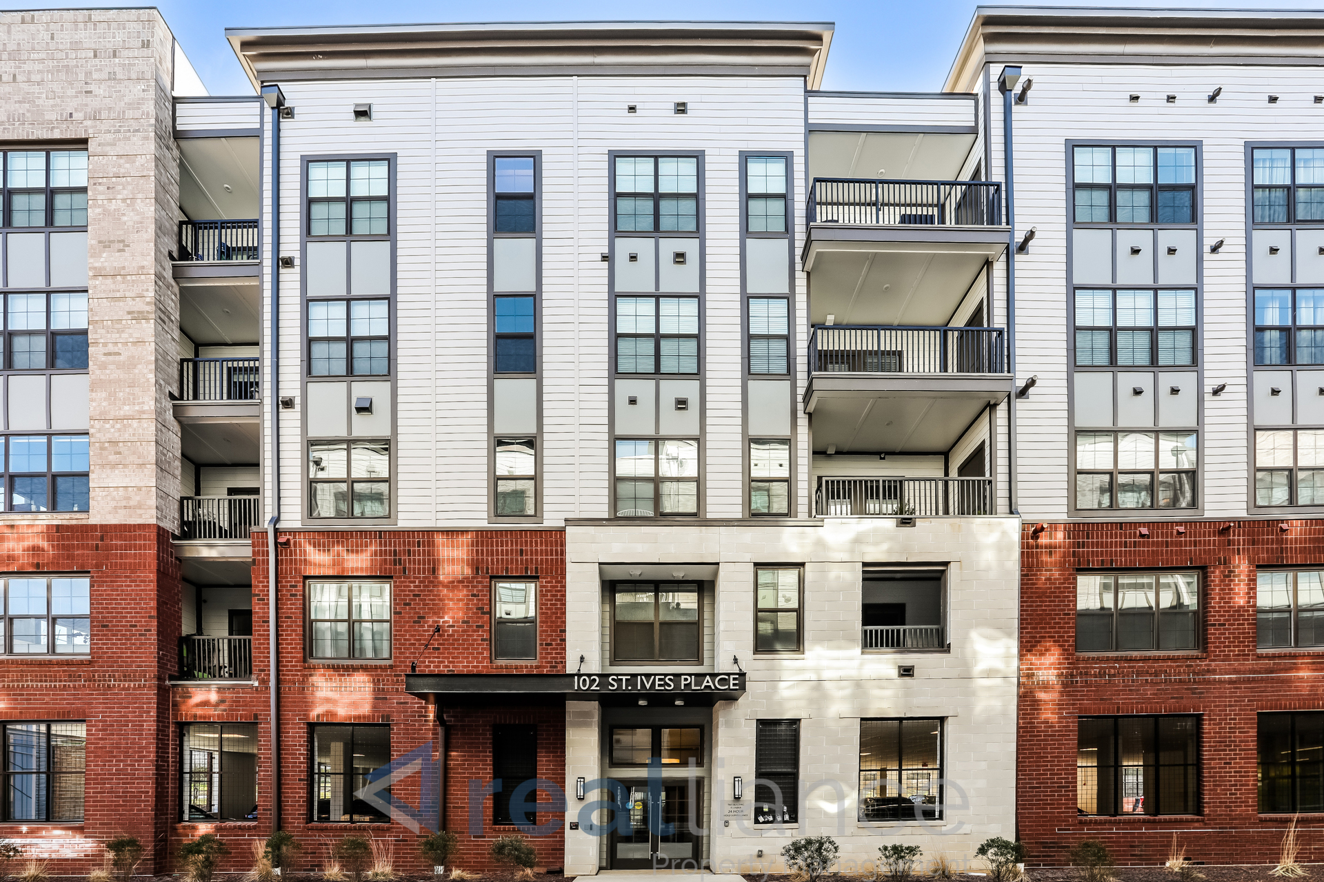 Oxon Hill Condo: 102 Saint Ives Pl