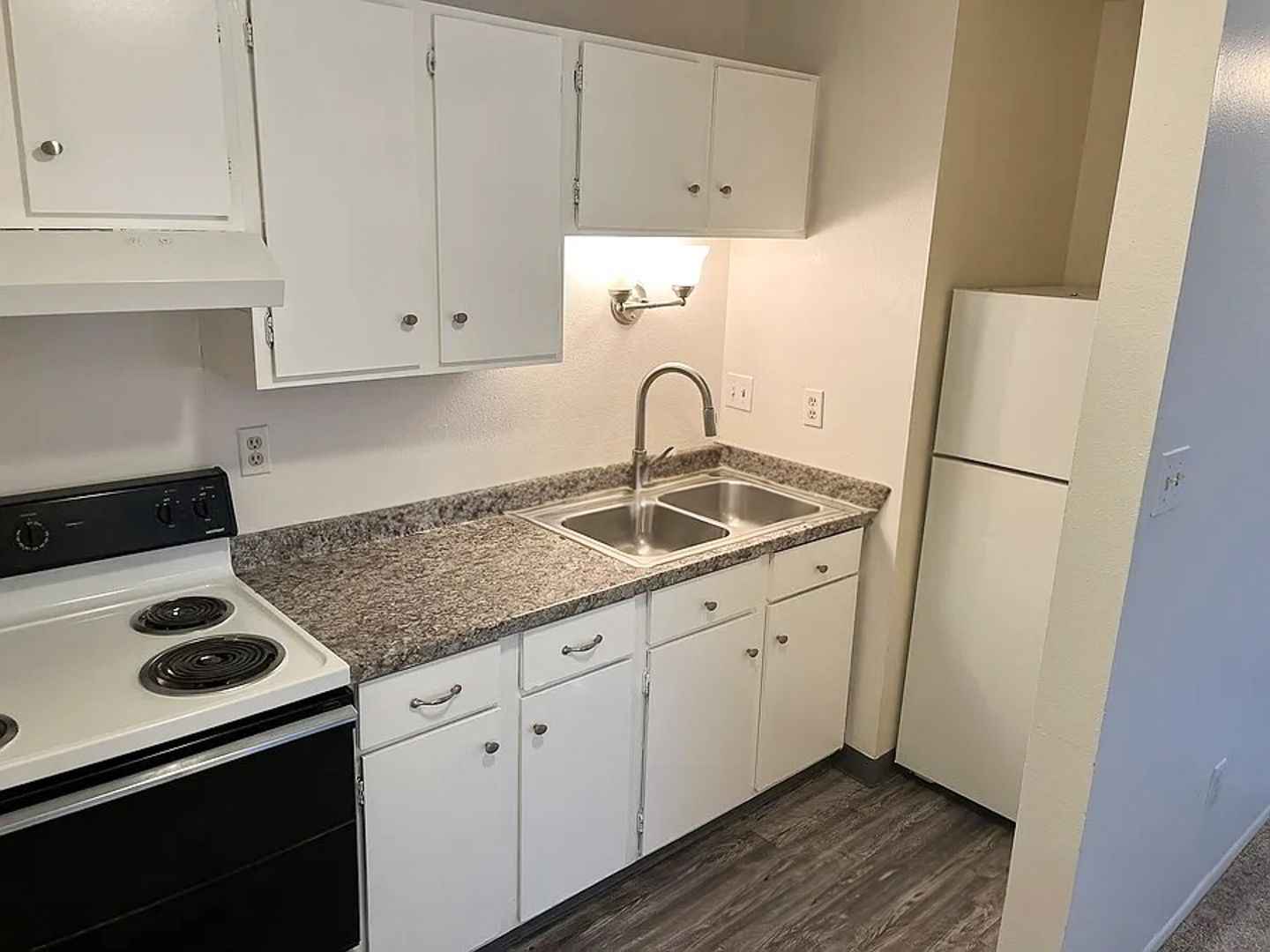 Colorado Springs Apartment: 3735 E La Salle St