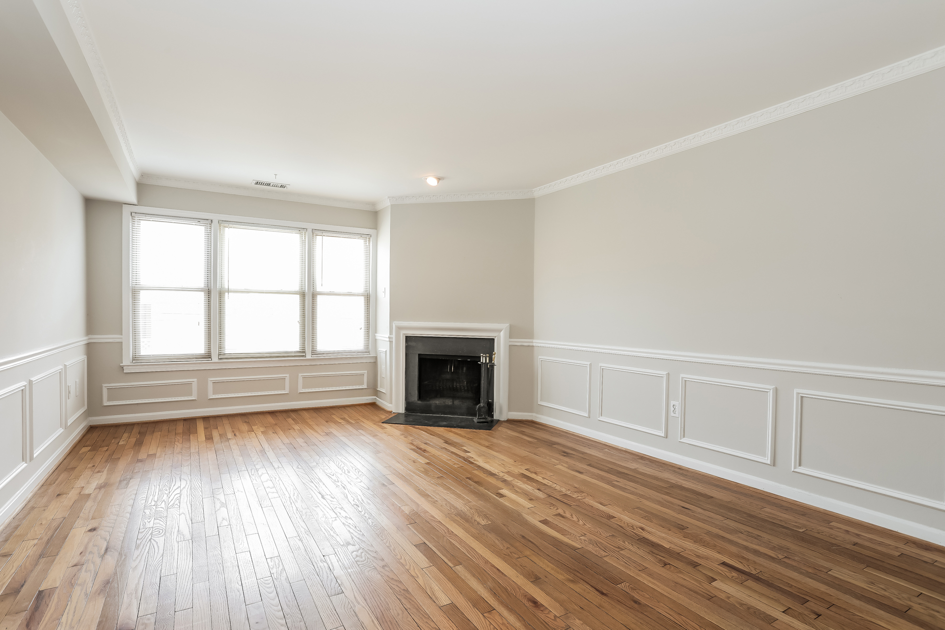Washington Condo: 1910 T St NW