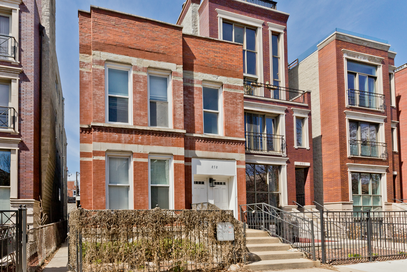 Chicago Condo: 858 North Paulina Street