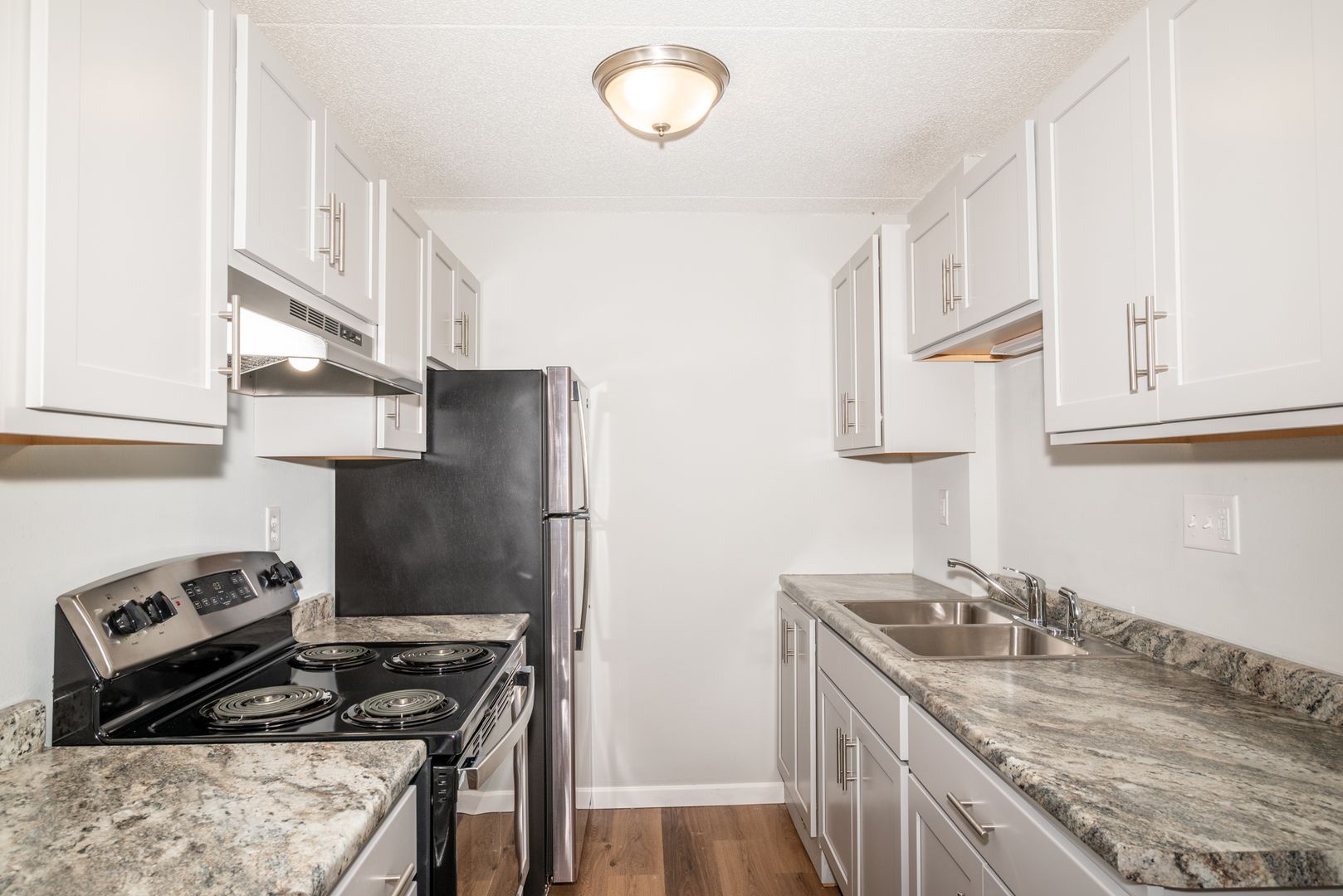 BARABOO Apartment: 201 1ST Ave