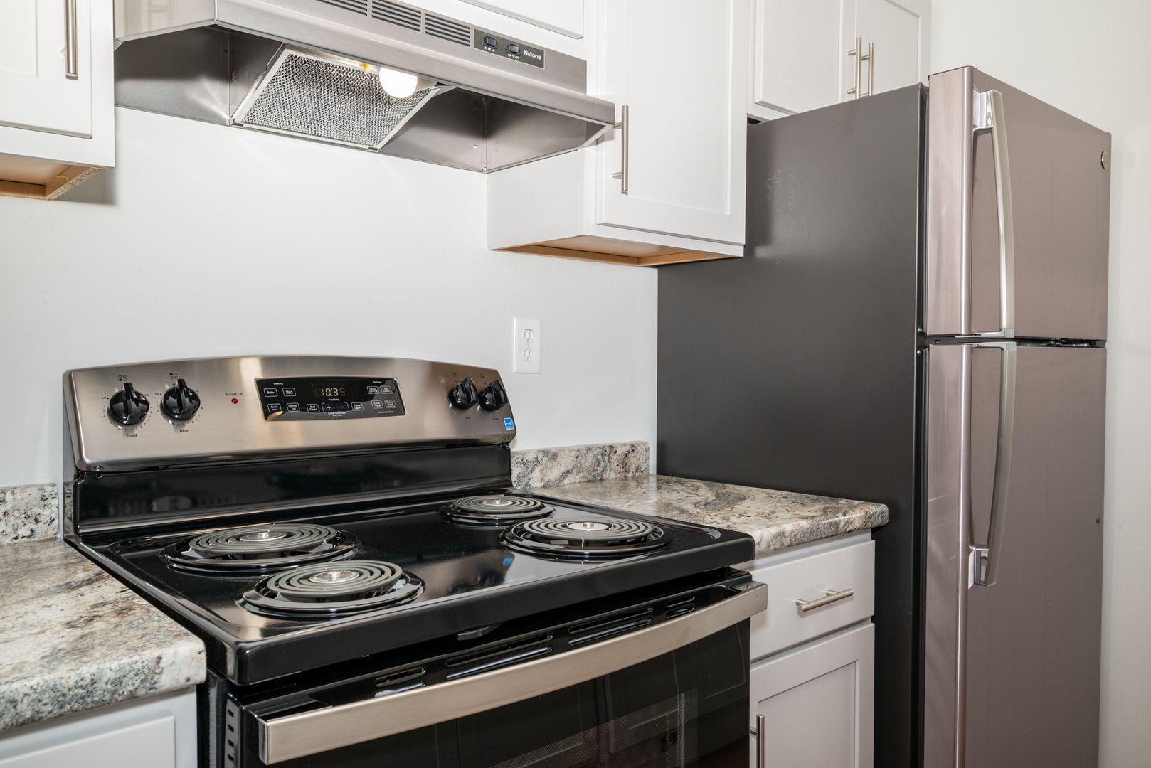 BARABOO Apartment: 201 1ST Ave