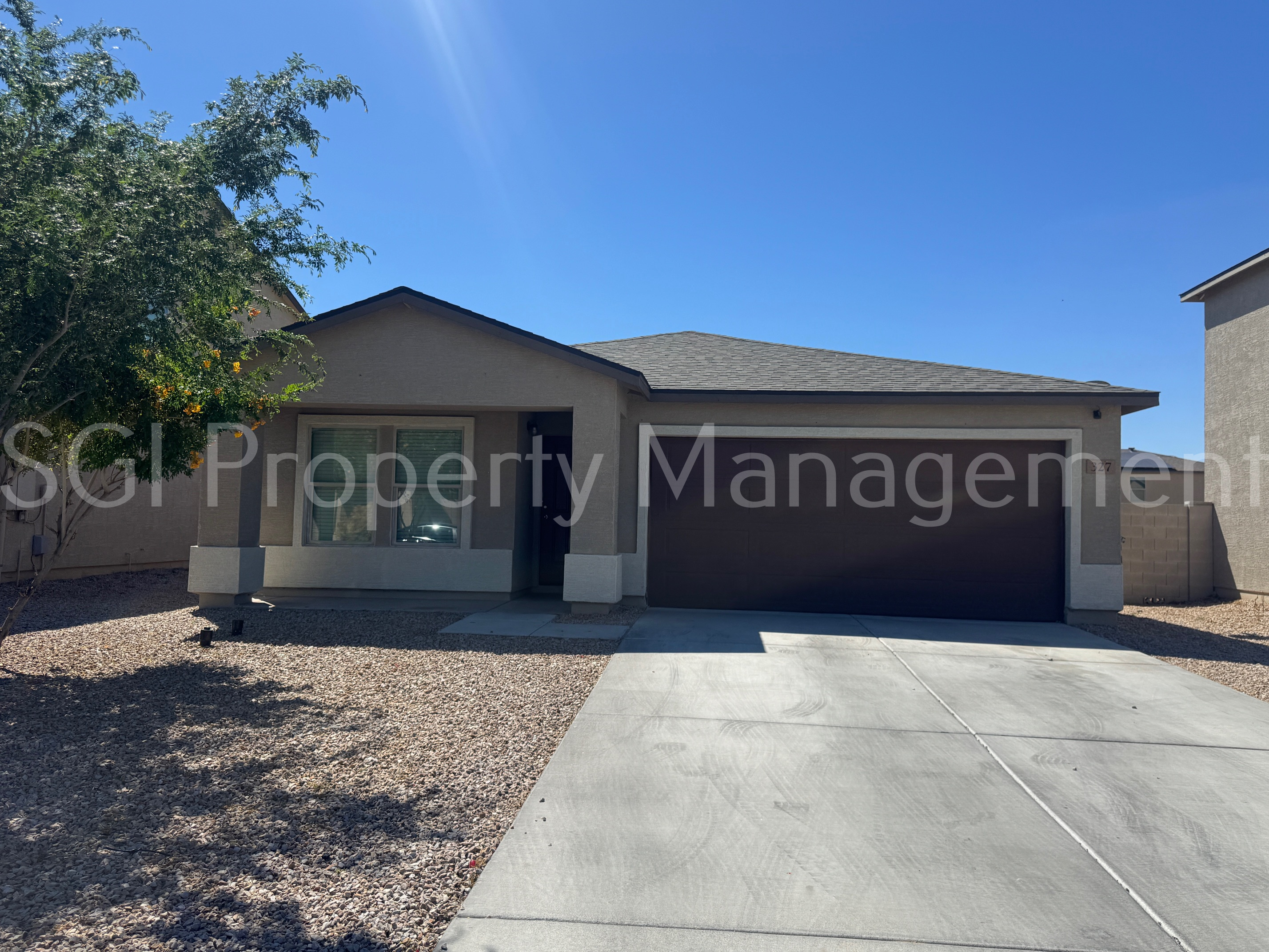 Casa Grande House: 327 E Impala Ct