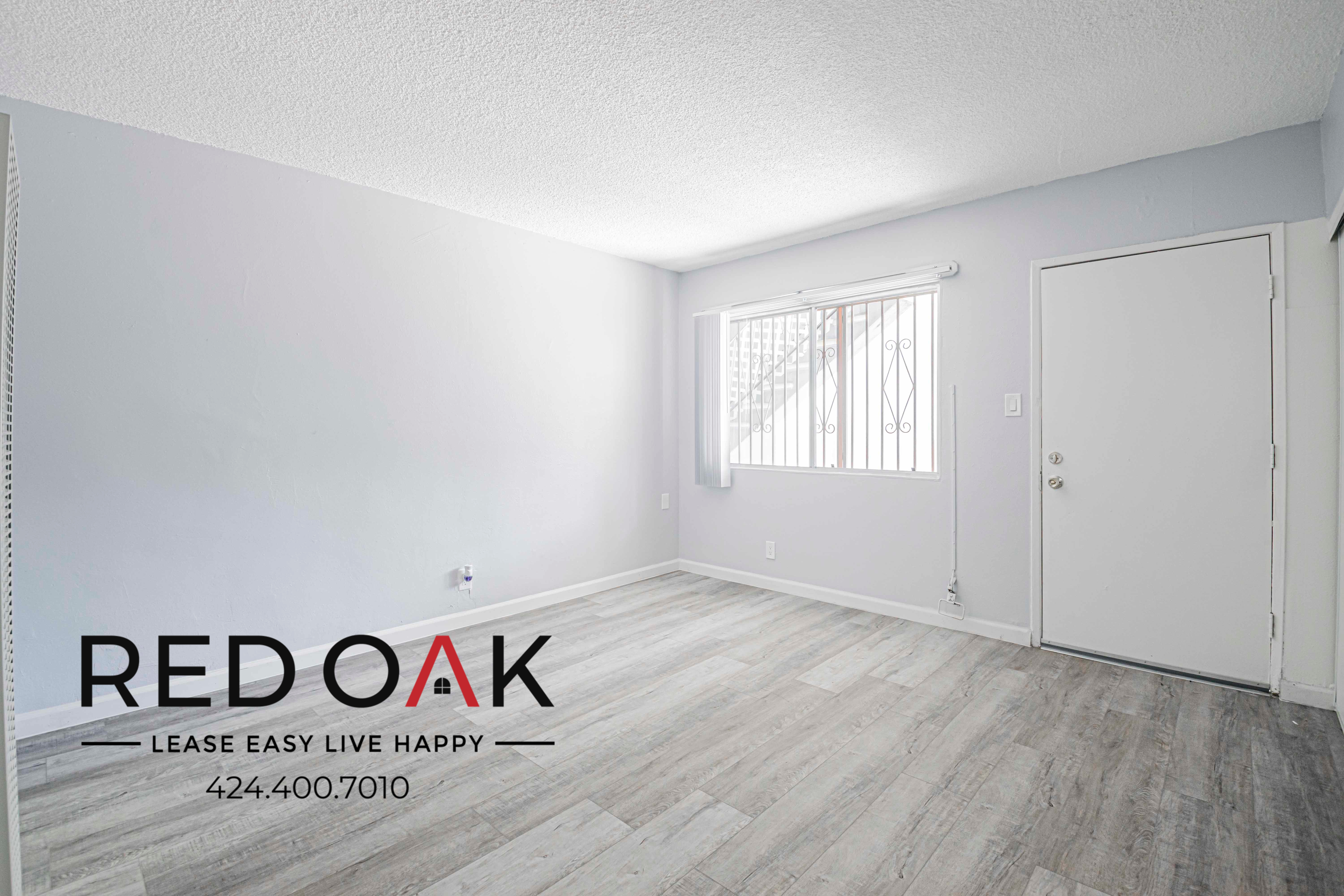 Commerce Condo: 7139 E Gage Ave