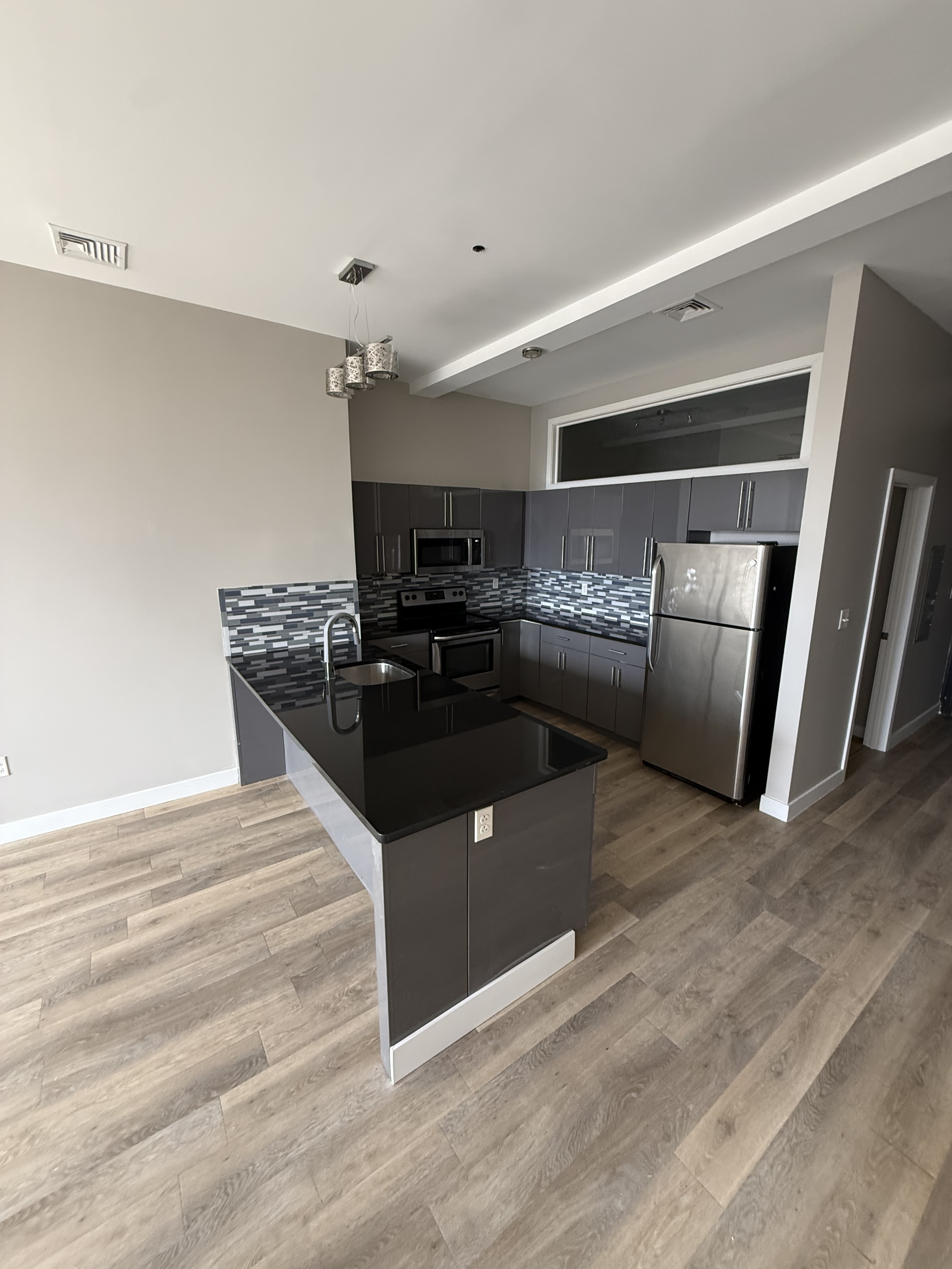 New Britain Condo: 99 W Main St