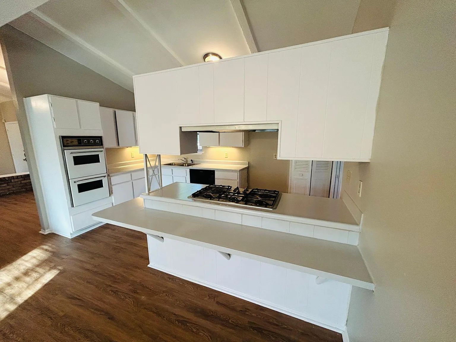 San Antonio House: 7902 Rustic Forest Dr