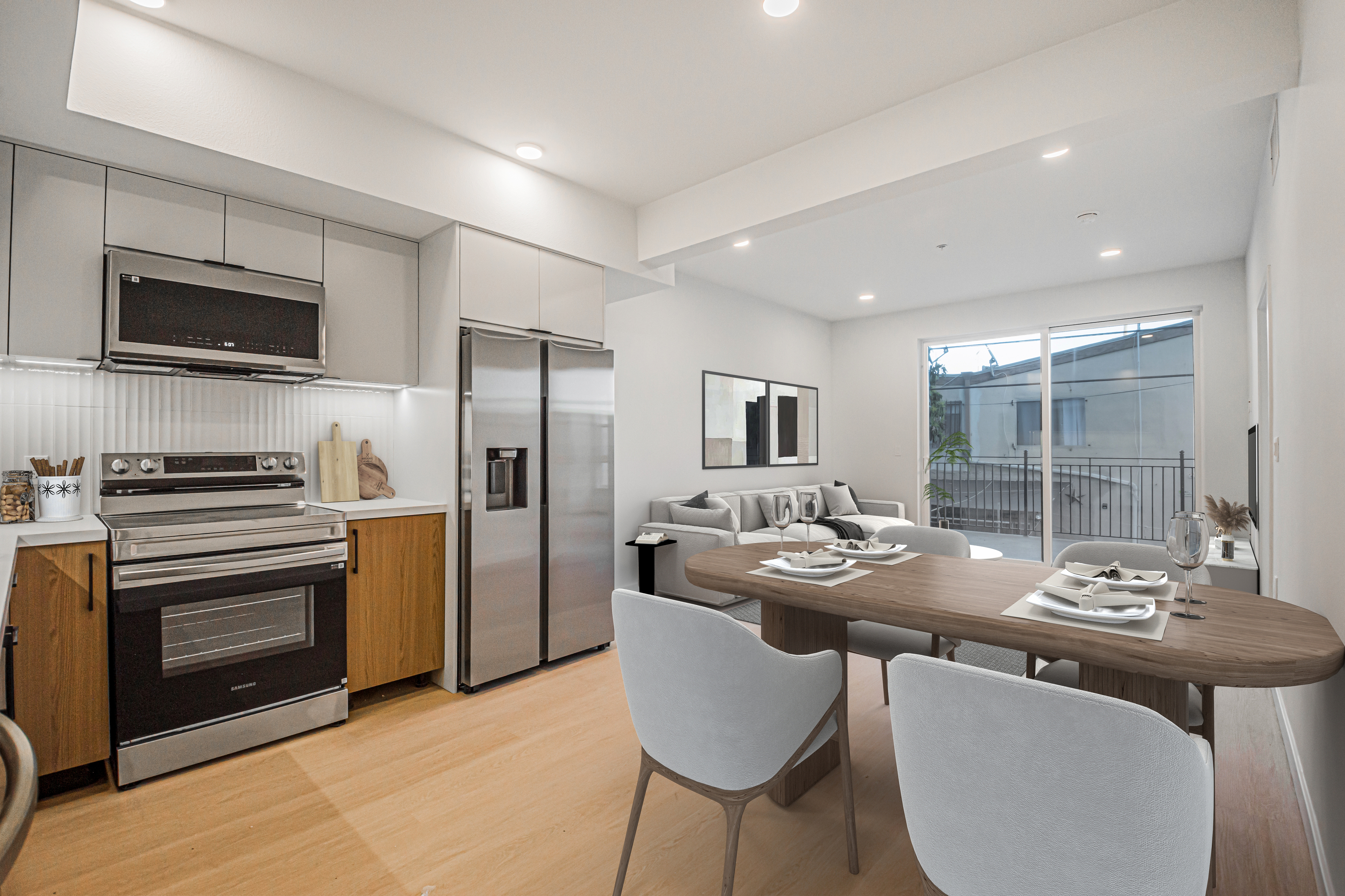 Los Angeles Condo: 856 S. Gramercy Dr