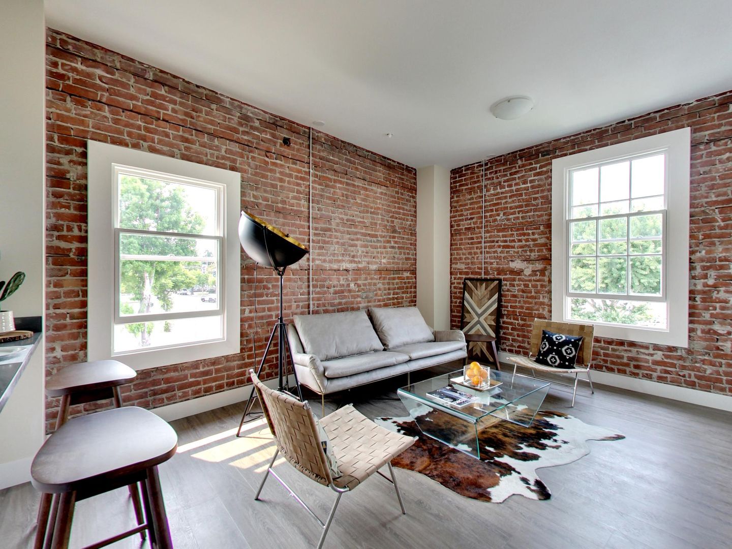 Hayward Apartment: 22650 Main St