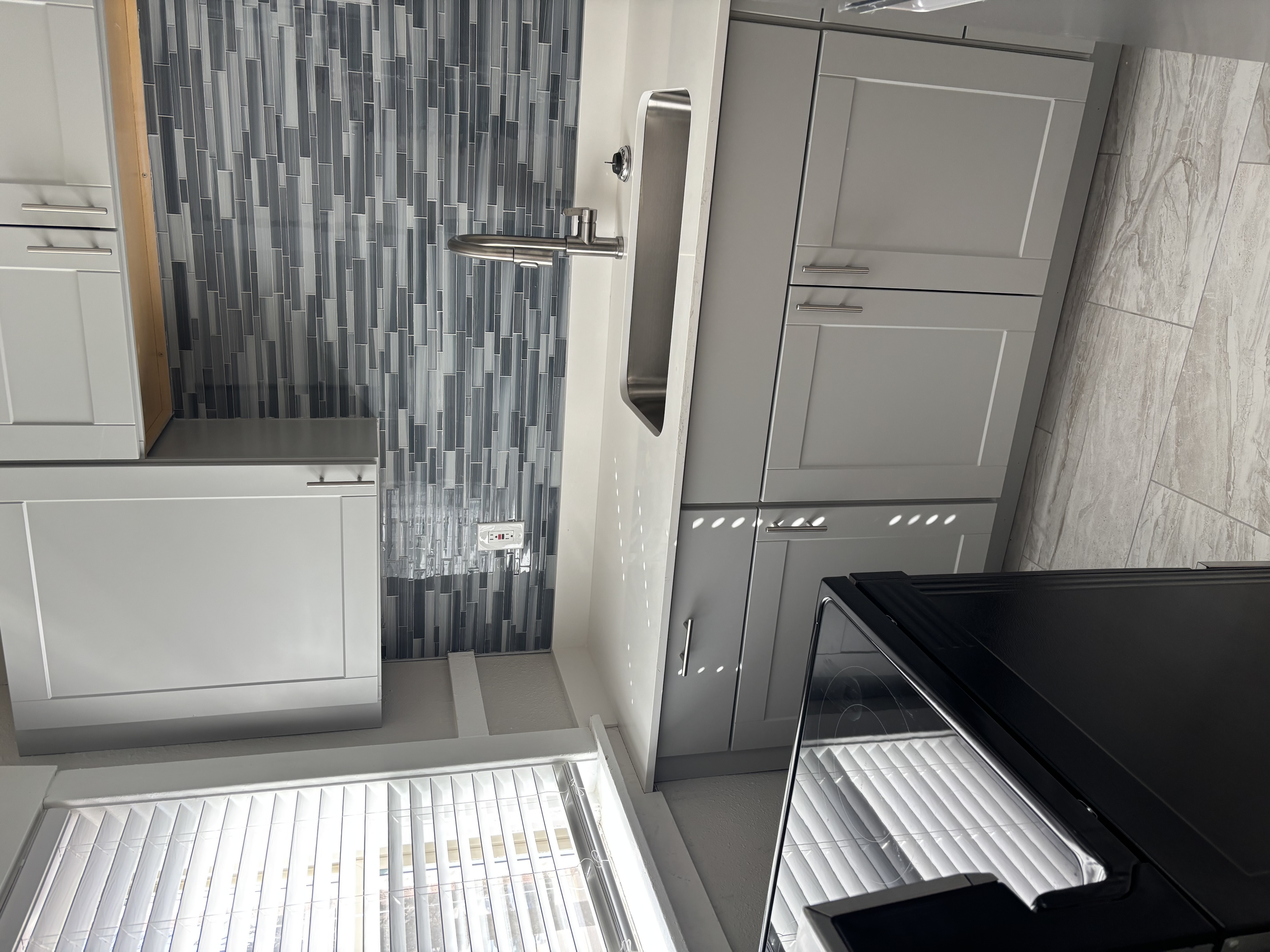 Denver Apartment: 1115 N Logan St