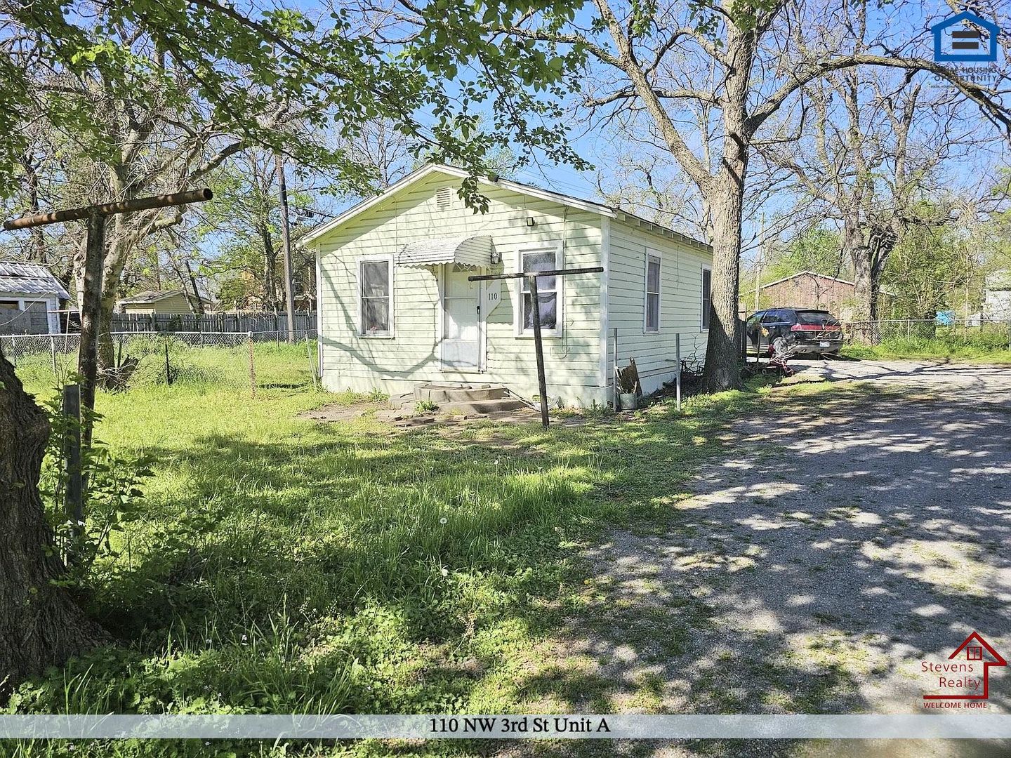 Lawton House: 110 NW 3rd St