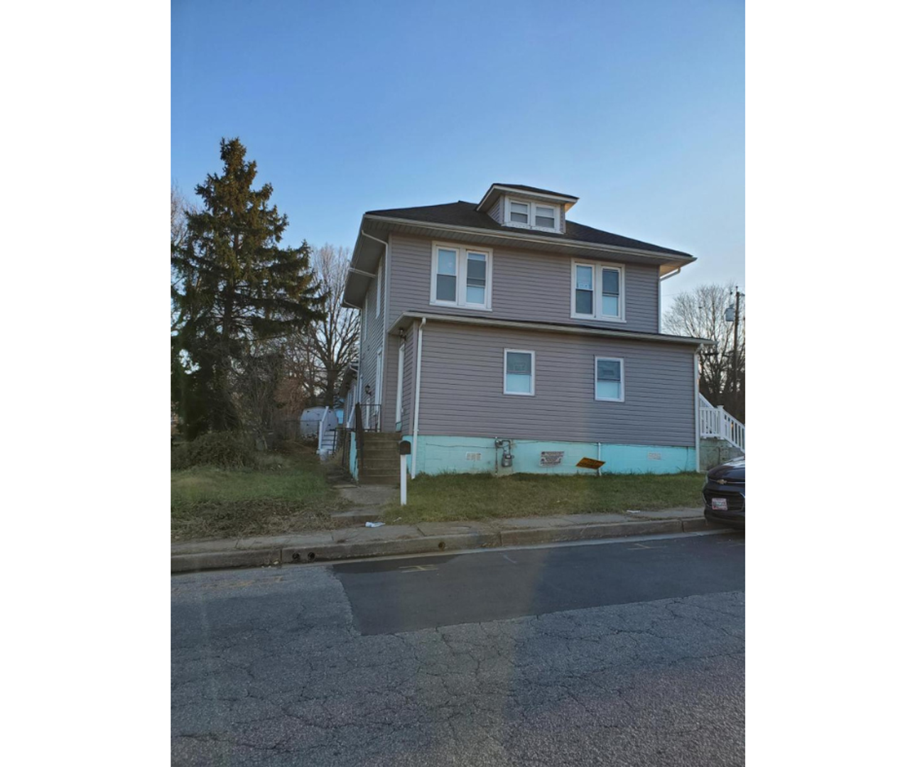 Halethorpe Condo: 3247 Magnolia Avenue