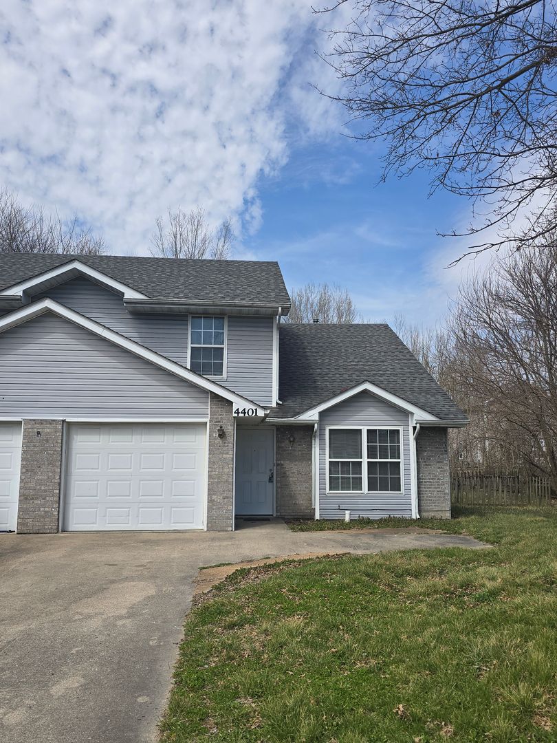 Columbia Condo: 4401