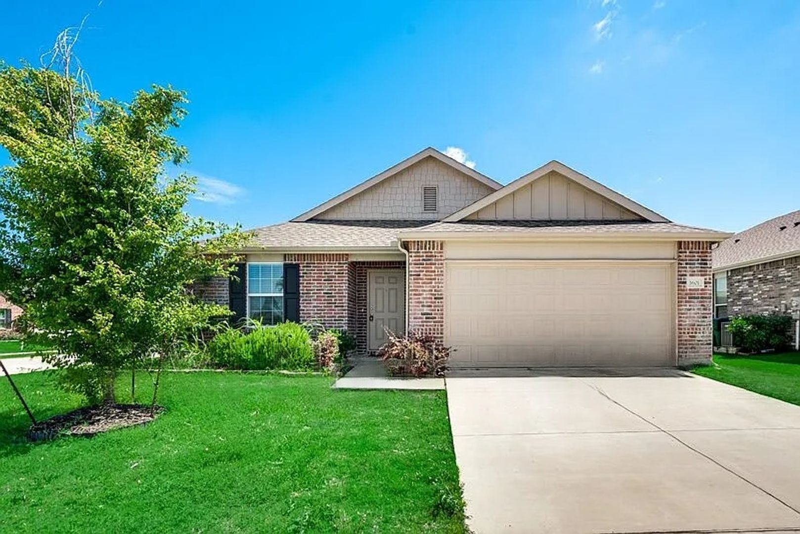 Little Elm House: 1601 Megan Creek Dr