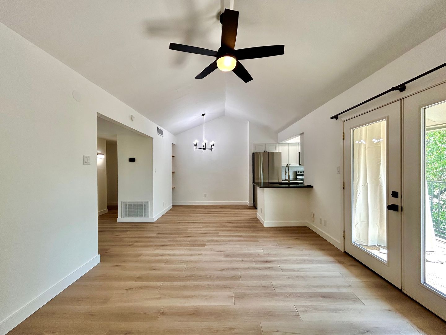 Austin House: 3018 South 1st Street