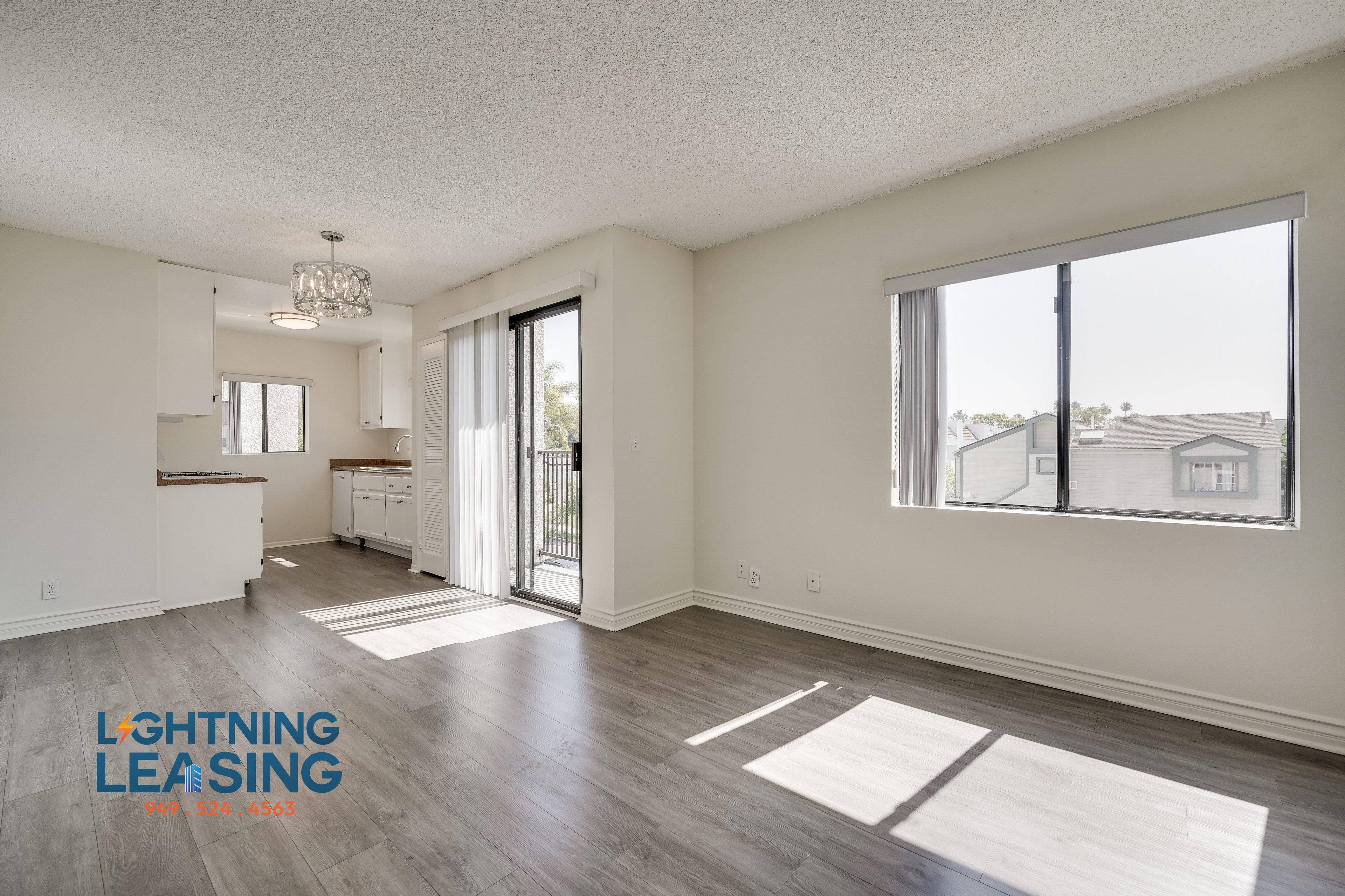 Glendale Condo: 1163 Justin Ave