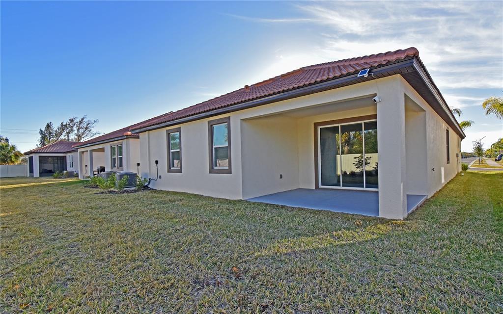 Wimauma Condo: 17304 Banded Gold Lane