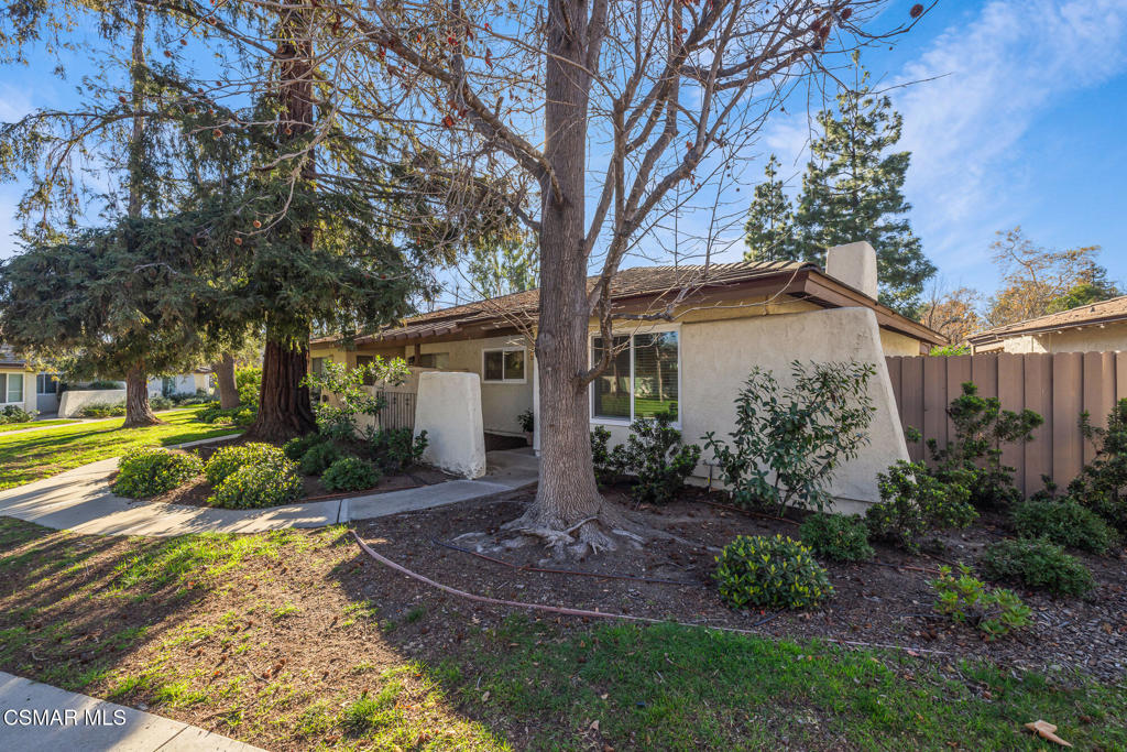 Westlake Village Condo: 1116 Nottingwood Circle