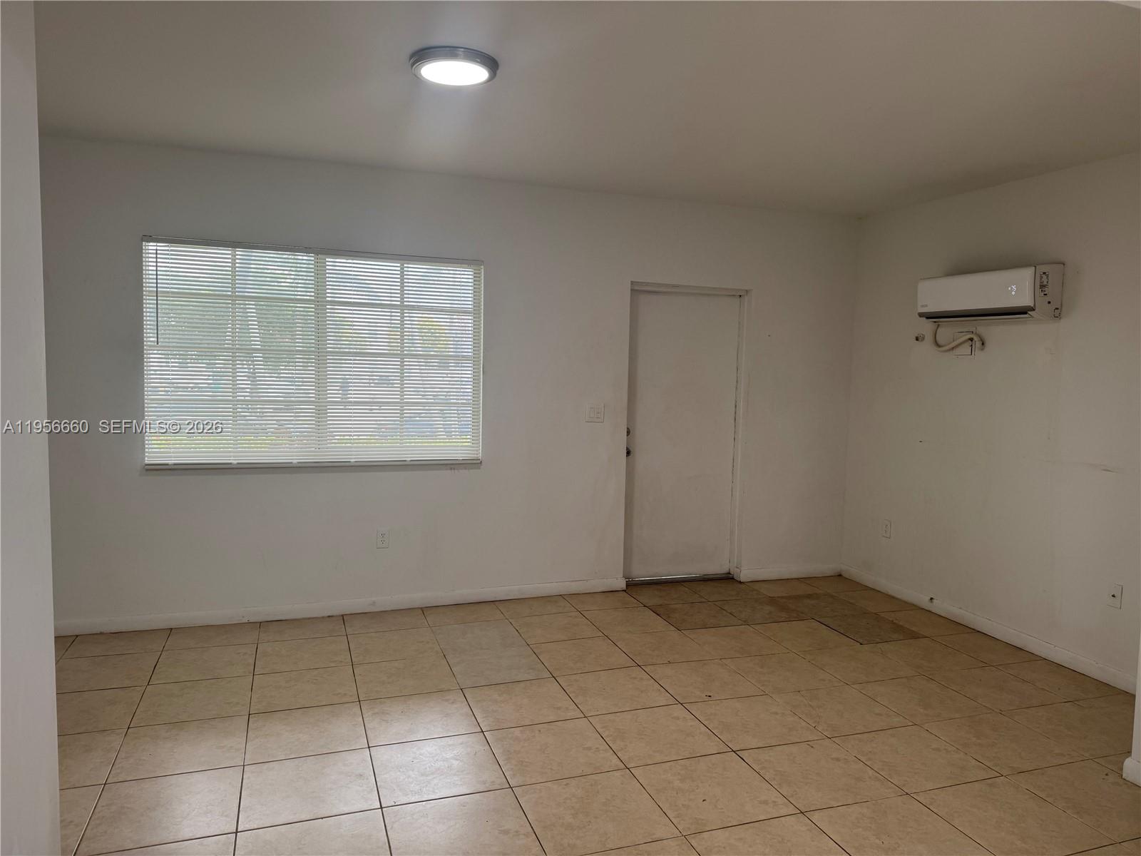 Miami Beach Condo: 7130 Rue Versailles Drive