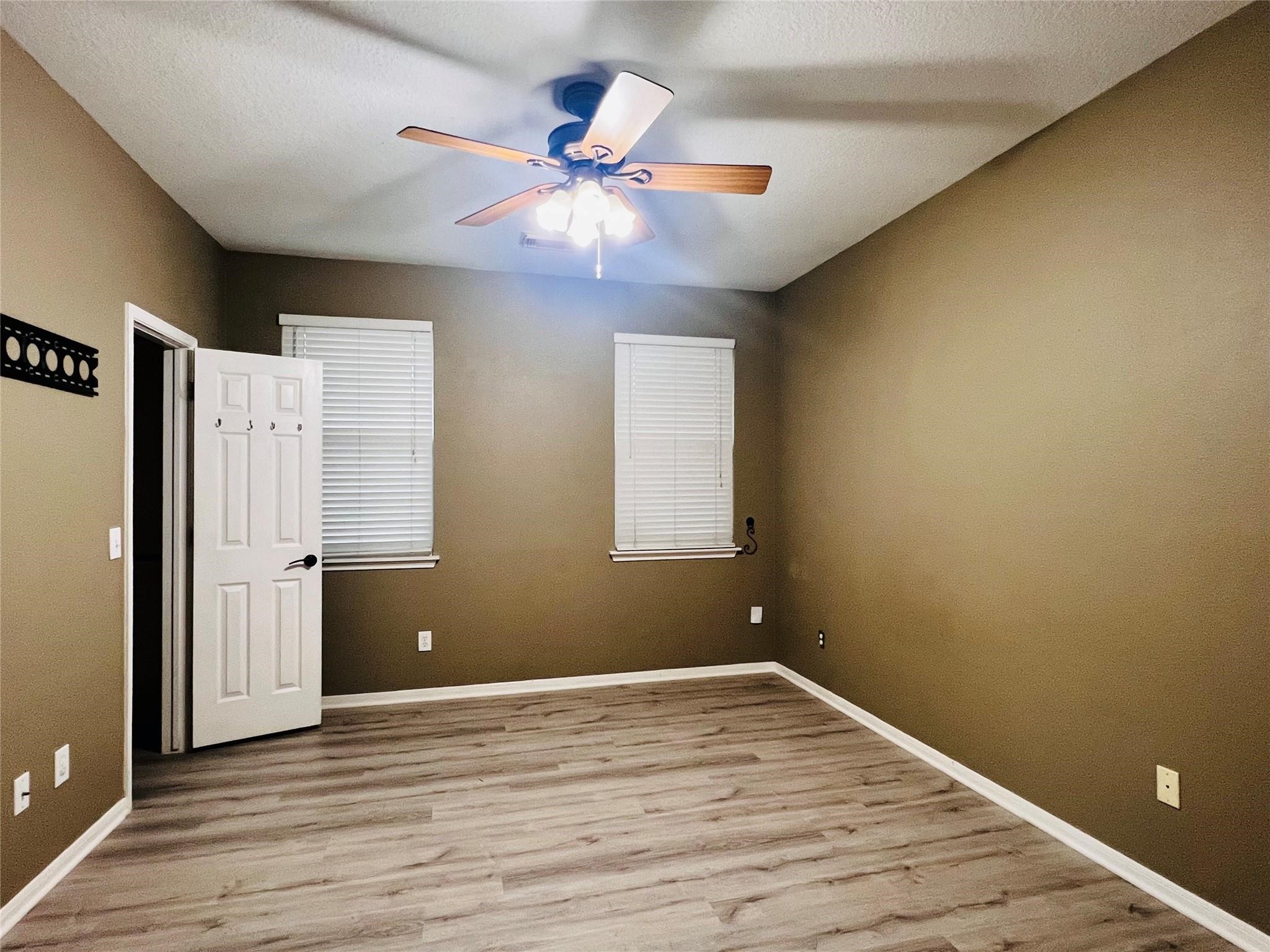 Katy Condo: 2919 Amber Cliff Drive