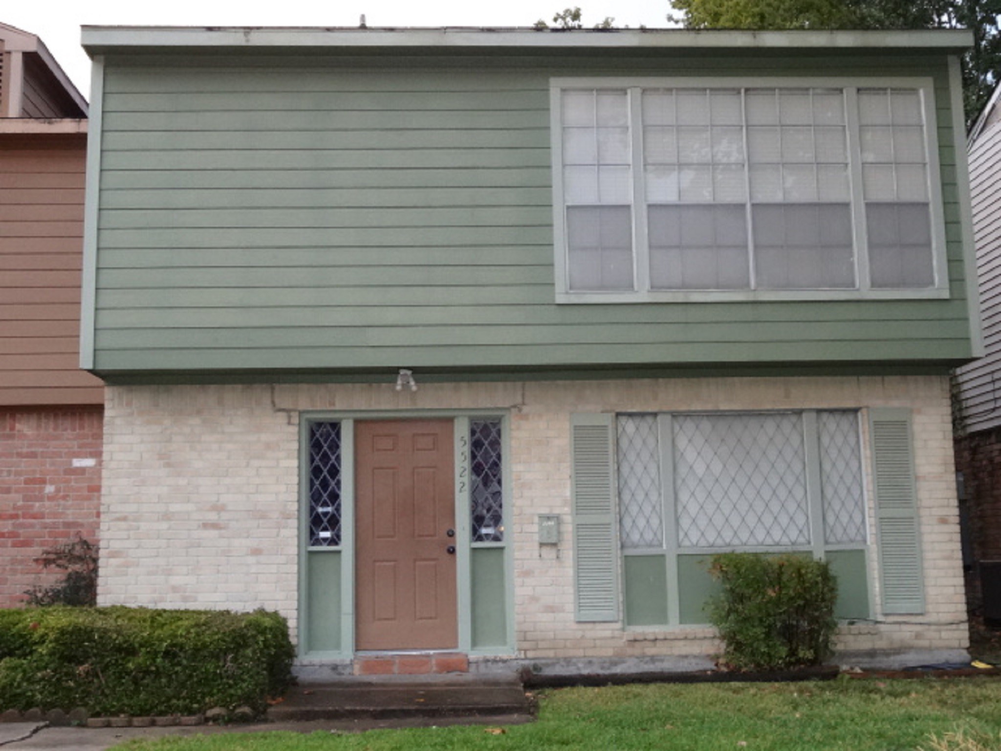 Houston Condo: 5522 Deep Forest Drive