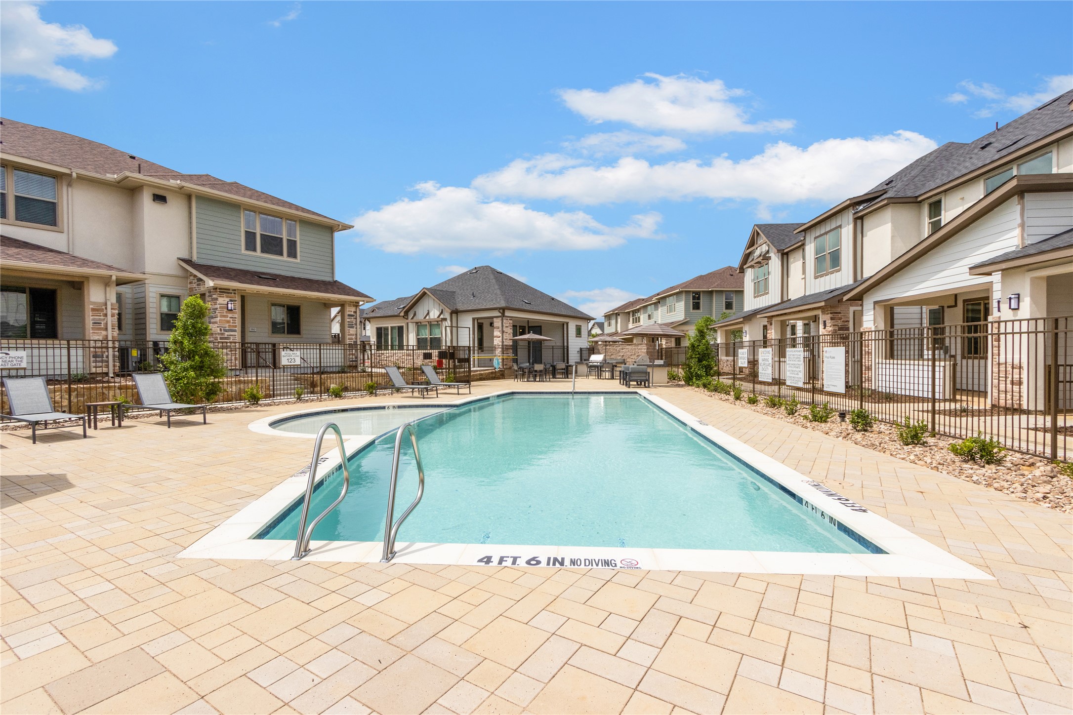 Arlington Condo: 5900-83 Highway 287 Frontage Road