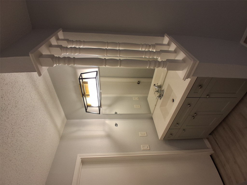 Round Rock Condo: 618 Rollingway Drive