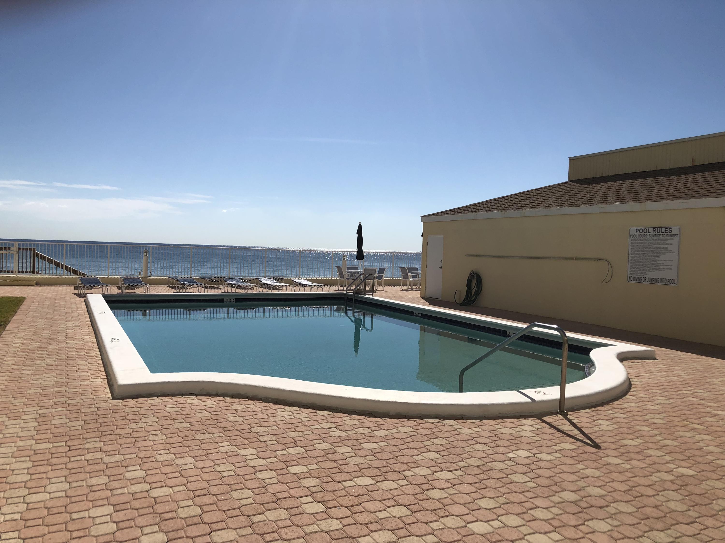 South Palm Beach Condo: 3540 South Ocean Boulevard