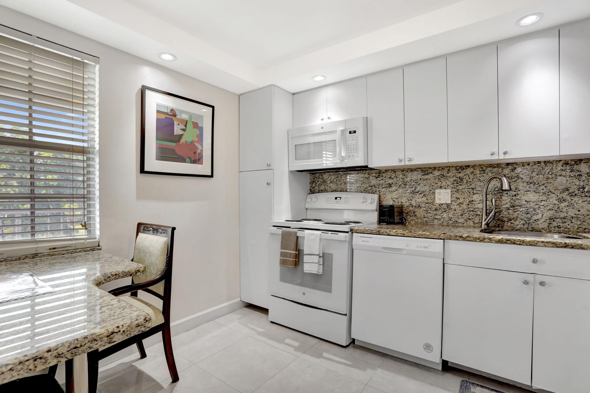 Pompano Beach Condo: 2851 South Palm Aire Drive