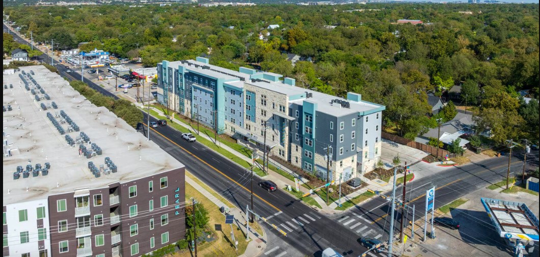 Austin Condo: 1200 West Koenig Lane