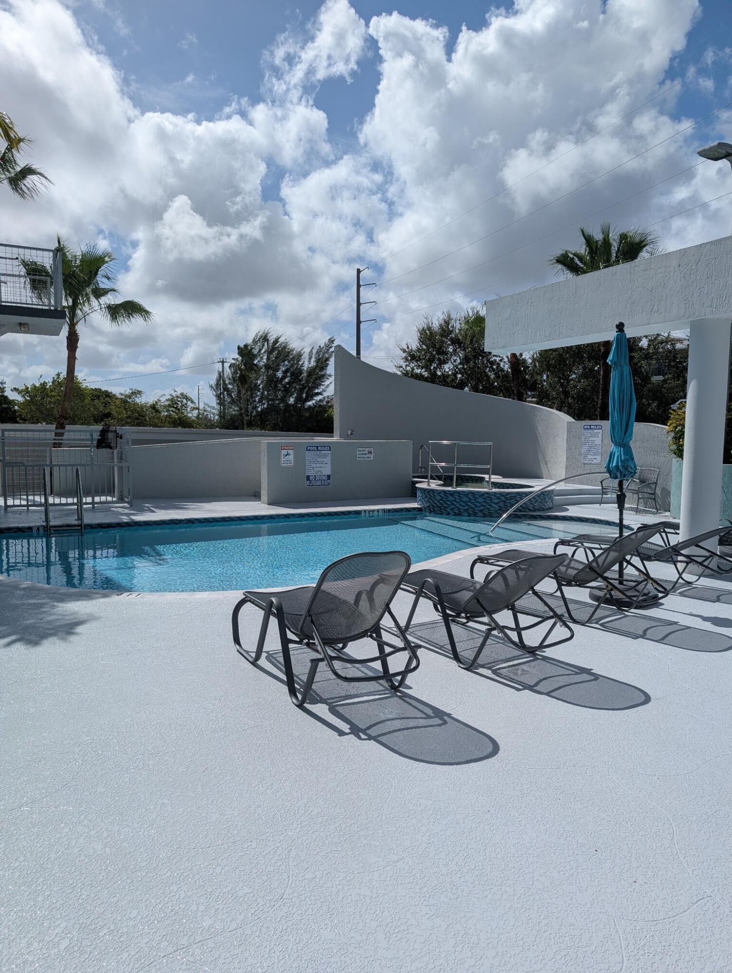 Delray Beach Condo: 180 Northeast 4th Avenue