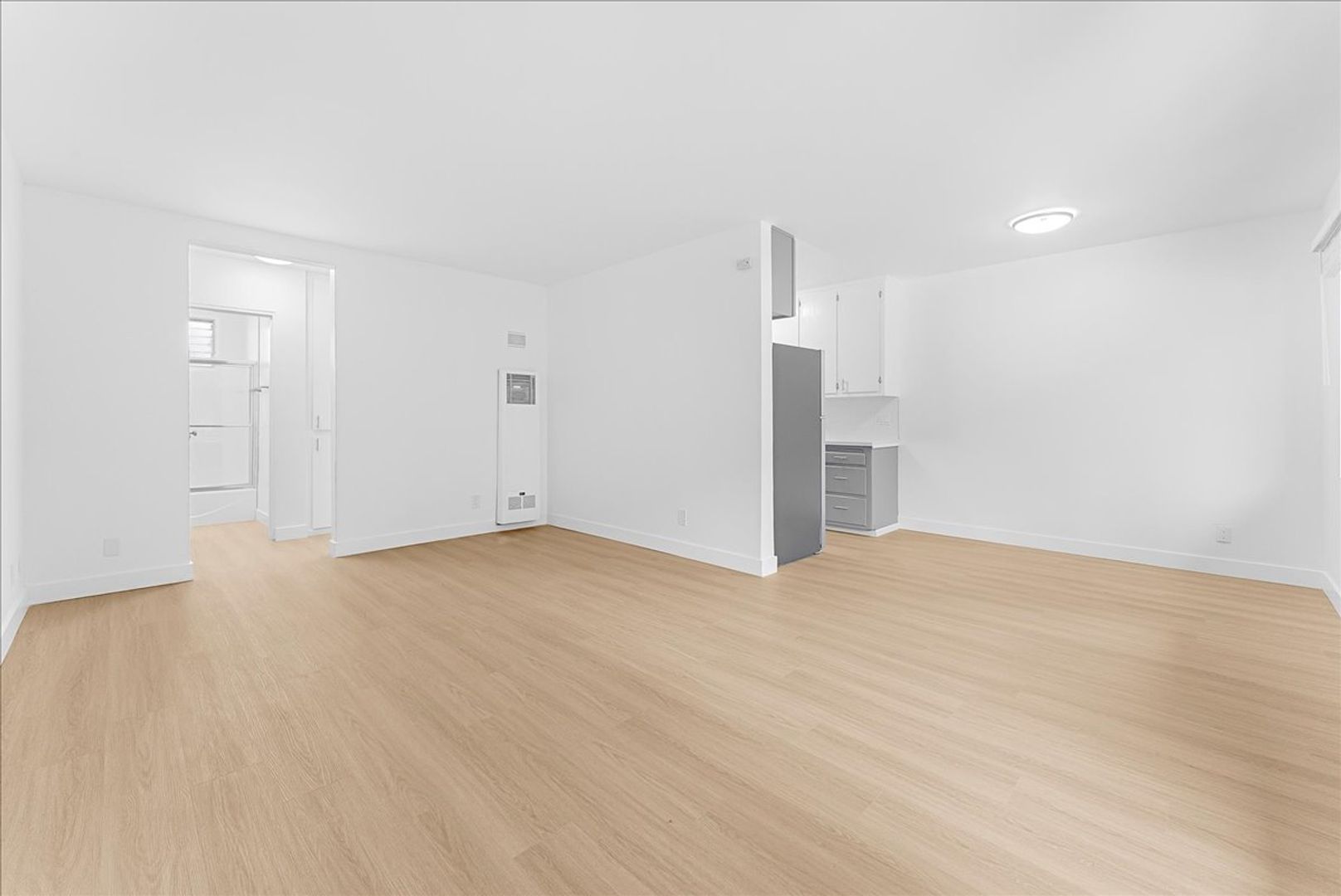 North Hollywood Condo: 6114 Cahuenga Blvd