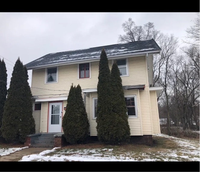 Rockford House: 201 N Independence Avenue-New